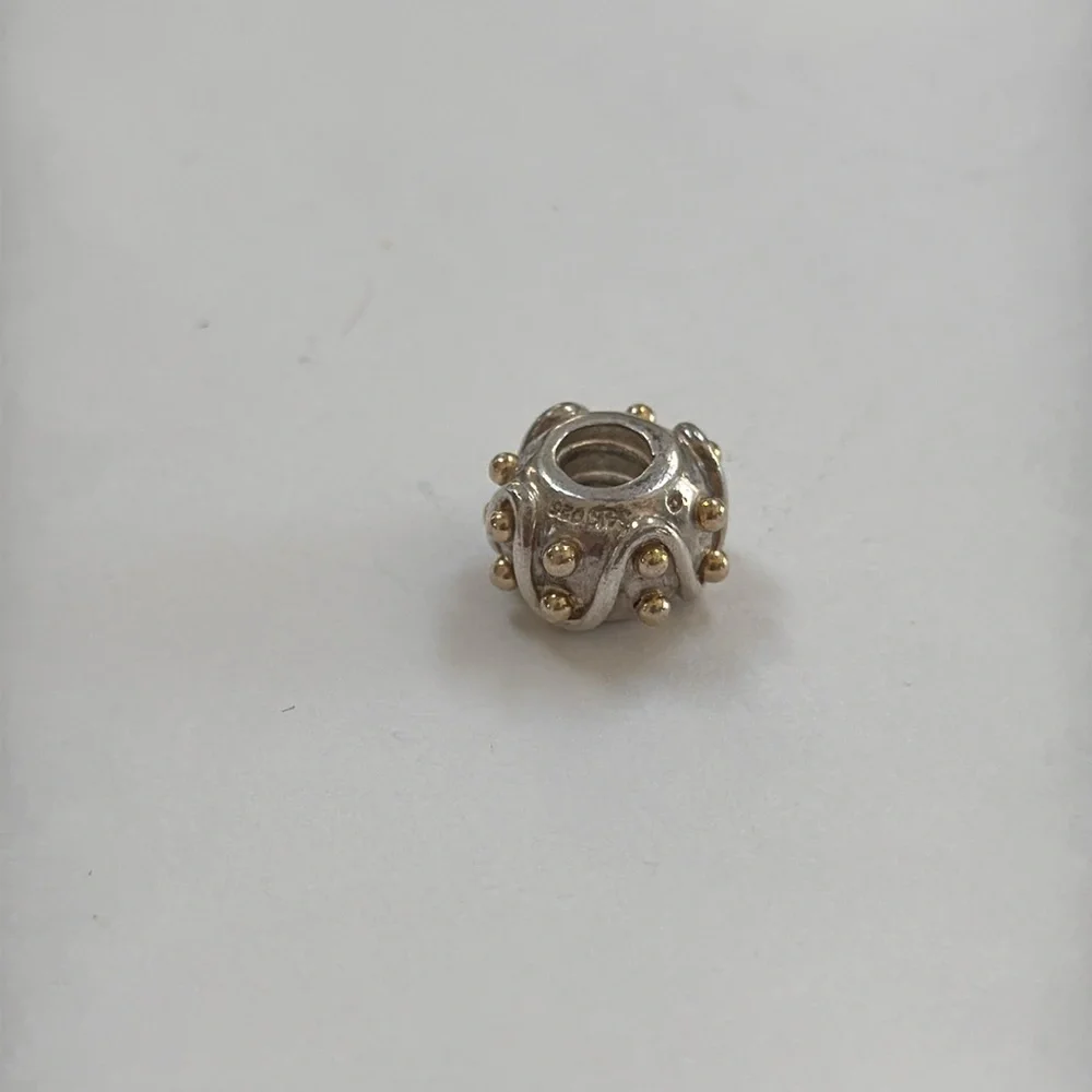Charm for bracelet with gold - Picture 2 of 3
